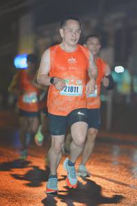 BIB: 21811
                            <button type="button" onclick="openModal(16315633)" class="btn btn-primary btn-sm float-right btn-popup" data-toggle="modal" data-target=".modal-high-quality">
                        <i class="fas fa-shopping-cart"></i> Add to Cart
                    </button>
                                            <button type="button" onclick="isThisMe(16315633, true)" class="btn btn-success btn-sm float-right btn-popup btn-isme hidden" data-toggle="tooltip" data-placement="bottom" title="นี่คือรูปของคุณใช่ไหม คลิกที่นี่เพื่อเอาเข้าอัลบั้ม">
                        <i class="fas fa-plus"></i> Add to album
                    </button>
                    <button type="button" onclick="isThisMe(16315633, false)" class="btn btn-warning btn-sm float-right btn-popup btn-isnotme hidden">
                        <i class="fas fa-ban"></i> Remove from album
                    </button>