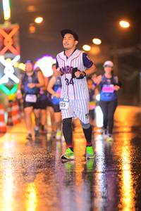 BIB: 925
                            <button type="button" onclick="openModal(16707163)" class="btn btn-primary btn-sm float-right btn-popup" data-toggle="modal" data-target=".modal-high-quality">
                        <i class="fas fa-shopping-cart"></i> Add to Cart
                    </button>
                                            <button type="button" onclick="isThisMe(16707163, true)" class="btn btn-success btn-sm float-right btn-popup btn-isme hidden" data-toggle="tooltip" data-placement="bottom" title="นี่คือรูปของคุณใช่ไหม คลิกที่นี่เพื่อเอาเข้าอัลบั้ม">
                        <i class="fas fa-plus"></i> Add to album
                    </button>
                    <button type="button" onclick="isThisMe(16707163, false)" class="btn btn-warning btn-sm float-right btn-popup btn-isnotme hidden">
                        <i class="fas fa-ban"></i> Remove from album
                    </button>