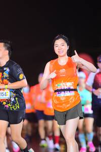 BIB: 154
                            <button type="button" onclick="openModal(16815369)" class="btn btn-primary btn-sm float-right btn-popup" data-toggle="modal" data-target=".modal-high-quality">
                        <i class="fas fa-shopping-cart"></i> Add to Cart
                    </button>
                                            <button type="button" onclick="isThisMe(16815369, true)" class="btn btn-success btn-sm float-right btn-popup btn-isme hidden" data-toggle="tooltip" data-placement="bottom" title="นี่คือรูปของคุณใช่ไหม คลิกที่นี่เพื่อเอาเข้าอัลบั้ม">
                        <i class="fas fa-plus"></i> Add to album
                    </button>
                    <button type="button" onclick="isThisMe(16815369, false)" class="btn btn-warning btn-sm float-right btn-popup btn-isnotme hidden">
                        <i class="fas fa-ban"></i> Remove from album
                    </button>