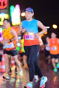 BIB: 262
                            <button type="button" onclick="openModal(16776165)" class="btn btn-primary btn-sm float-right btn-popup" data-toggle="modal" data-target=".modal-high-quality">
                        <i class="fas fa-shopping-cart"></i> Add to Cart
                    </button>
                                            <button type="button" onclick="isThisMe(16776165, true)" class="btn btn-success btn-sm float-right btn-popup btn-isme hidden" data-toggle="tooltip" data-placement="bottom" title="นี่คือรูปของคุณใช่ไหม คลิกที่นี่เพื่อเอาเข้าอัลบั้ม">
                        <i class="fas fa-plus"></i> Add to album
                    </button>
                    <button type="button" onclick="isThisMe(16776165, false)" class="btn btn-warning btn-sm float-right btn-popup btn-isnotme hidden">
                        <i class="fas fa-ban"></i> Remove from album
                    </button>