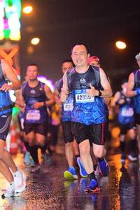 BIB: 42855, 4132
                            <button type="button" onclick="openModal(16612947)" class="btn btn-primary btn-sm float-right btn-popup" data-toggle="modal" data-target=".modal-high-quality">
                        <i class="fas fa-shopping-cart"></i> Add to Cart
                    </button>
                                            <button type="button" onclick="isThisMe(16612947, true)" class="btn btn-success btn-sm float-right btn-popup btn-isme hidden" data-toggle="tooltip" data-placement="bottom" title="นี่คือรูปของคุณใช่ไหม คลิกที่นี่เพื่อเอาเข้าอัลบั้ม">
                        <i class="fas fa-plus"></i> Add to album
                    </button>
                    <button type="button" onclick="isThisMe(16612947, false)" class="btn btn-warning btn-sm float-right btn-popup btn-isnotme hidden">
                        <i class="fas fa-ban"></i> Remove from album
                    </button>