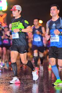 BIB: 407, 3408
                            <button type="button" onclick="openModal(16650957)" class="btn btn-primary btn-sm float-right btn-popup" data-toggle="modal" data-target=".modal-high-quality">
                        <i class="fas fa-shopping-cart"></i> Add to Cart
                    </button>
                                            <button type="button" onclick="isThisMe(16650957, true)" class="btn btn-success btn-sm float-right btn-popup btn-isme hidden" data-toggle="tooltip" data-placement="bottom" title="นี่คือรูปของคุณใช่ไหม คลิกที่นี่เพื่อเอาเข้าอัลบั้ม">
                        <i class="fas fa-plus"></i> Add to album
                    </button>
                    <button type="button" onclick="isThisMe(16650957, false)" class="btn btn-warning btn-sm float-right btn-popup btn-isnotme hidden">
                        <i class="fas fa-ban"></i> Remove from album
                    </button>