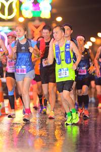 BIB: 1420, 7640, 40132, 4624
                            <button type="button" onclick="openModal(16652079)" class="btn btn-primary btn-sm float-right btn-popup" data-toggle="modal" data-target=".modal-high-quality">
                        <i class="fas fa-shopping-cart"></i> Add to Cart
                    </button>
                                            <button type="button" onclick="isThisMe(16652079, true)" class="btn btn-success btn-sm float-right btn-popup btn-isme hidden" data-toggle="tooltip" data-placement="bottom" title="นี่คือรูปของคุณใช่ไหม คลิกที่นี่เพื่อเอาเข้าอัลบั้ม">
                        <i class="fas fa-plus"></i> Add to album
                    </button>
                    <button type="button" onclick="isThisMe(16652079, false)" class="btn btn-warning btn-sm float-right btn-popup btn-isnotme hidden">
                        <i class="fas fa-ban"></i> Remove from album
                    </button>