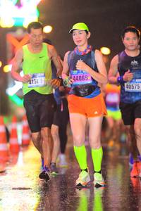 BIB: 41589, 44069, 40575
                            <button type="button" onclick="openModal(16607262)" class="btn btn-primary btn-sm float-right btn-popup" data-toggle="modal" data-target=".modal-high-quality">
                        <i class="fas fa-shopping-cart"></i> Add to Cart
                    </button>
                                            <button type="button" onclick="isThisMe(16607262, true)" class="btn btn-success btn-sm float-right btn-popup btn-isme hidden" data-toggle="tooltip" data-placement="bottom" title="นี่คือรูปของคุณใช่ไหม คลิกที่นี่เพื่อเอาเข้าอัลบั้ม">
                        <i class="fas fa-plus"></i> Add to album
                    </button>
                    <button type="button" onclick="isThisMe(16607262, false)" class="btn btn-warning btn-sm float-right btn-popup btn-isnotme hidden">
                        <i class="fas fa-ban"></i> Remove from album
                    </button>