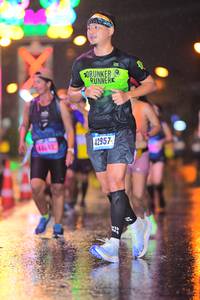 BIB: 4415, 42957
                            <button type="button" onclick="openModal(16662946)" class="btn btn-primary btn-sm float-right btn-popup" data-toggle="modal" data-target=".modal-high-quality">
                        <i class="fas fa-shopping-cart"></i> Add to Cart
                    </button>
                                            <button type="button" onclick="isThisMe(16662946, true)" class="btn btn-success btn-sm float-right btn-popup btn-isme hidden" data-toggle="tooltip" data-placement="bottom" title="นี่คือรูปของคุณใช่ไหม คลิกที่นี่เพื่อเอาเข้าอัลบั้ม">
                        <i class="fas fa-plus"></i> Add to album
                    </button>
                    <button type="button" onclick="isThisMe(16662946, false)" class="btn btn-warning btn-sm float-right btn-popup btn-isnotme hidden">
                        <i class="fas fa-ban"></i> Remove from album
                    </button>