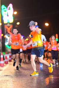 BIB: 1861
                            <button type="button" onclick="openModal(16820233)" class="btn btn-primary btn-sm float-right btn-popup" data-toggle="modal" data-target=".modal-high-quality">
                        <i class="fas fa-shopping-cart"></i> Add to Cart
                    </button>
                                            <button type="button" onclick="isThisMe(16820233, true)" class="btn btn-success btn-sm float-right btn-popup btn-isme hidden" data-toggle="tooltip" data-placement="bottom" title="นี่คือรูปของคุณใช่ไหม คลิกที่นี่เพื่อเอาเข้าอัลบั้ม">
                        <i class="fas fa-plus"></i> Add to album
                    </button>
                    <button type="button" onclick="isThisMe(16820233, false)" class="btn btn-warning btn-sm float-right btn-popup btn-isnotme hidden">
                        <i class="fas fa-ban"></i> Remove from album
                    </button>