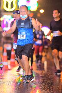 BIB: 1901
                            <button type="button" onclick="openModal(16664198)" class="btn btn-primary btn-sm float-right btn-popup" data-toggle="modal" data-target=".modal-high-quality">
                        <i class="fas fa-shopping-cart"></i> Add to Cart
                    </button>
                                            <button type="button" onclick="isThisMe(16664198, true)" class="btn btn-success btn-sm float-right btn-popup btn-isme hidden" data-toggle="tooltip" data-placement="bottom" title="นี่คือรูปของคุณใช่ไหม คลิกที่นี่เพื่อเอาเข้าอัลบั้ม">
                        <i class="fas fa-plus"></i> Add to album
                    </button>
                    <button type="button" onclick="isThisMe(16664198, false)" class="btn btn-warning btn-sm float-right btn-popup btn-isnotme hidden">
                        <i class="fas fa-ban"></i> Remove from album
                    </button>