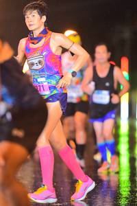 BIB: 271
                            <button type="button" onclick="openModal(16626634)" class="btn btn-primary btn-sm float-right btn-popup" data-toggle="modal" data-target=".modal-high-quality">
                        <i class="fas fa-shopping-cart"></i> Add to Cart
                    </button>
                                            <button type="button" onclick="isThisMe(16626634, true)" class="btn btn-success btn-sm float-right btn-popup btn-isme hidden" data-toggle="tooltip" data-placement="bottom" title="นี่คือรูปของคุณใช่ไหม คลิกที่นี่เพื่อเอาเข้าอัลบั้ม">
                        <i class="fas fa-plus"></i> Add to album
                    </button>
                    <button type="button" onclick="isThisMe(16626634, false)" class="btn btn-warning btn-sm float-right btn-popup btn-isnotme hidden">
                        <i class="fas fa-ban"></i> Remove from album
                    </button>