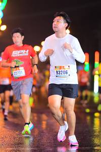 BIB: 22721, 93206
                            <button type="button" onclick="openModal(16765826)" class="btn btn-primary btn-sm float-right btn-popup" data-toggle="modal" data-target=".modal-high-quality">
                        <i class="fas fa-shopping-cart"></i> Add to Cart
                    </button>
                                            <button type="button" onclick="isThisMe(16765826, true)" class="btn btn-success btn-sm float-right btn-popup btn-isme hidden" data-toggle="tooltip" data-placement="bottom" title="นี่คือรูปของคุณใช่ไหม คลิกที่นี่เพื่อเอาเข้าอัลบั้ม">
                        <i class="fas fa-plus"></i> Add to album
                    </button>
                    <button type="button" onclick="isThisMe(16765826, false)" class="btn btn-warning btn-sm float-right btn-popup btn-isnotme hidden">
                        <i class="fas fa-ban"></i> Remove from album
                    </button>