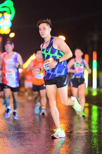 BIB: 212
                            <button type="button" onclick="openModal(16767727)" class="btn btn-primary btn-sm float-right btn-popup" data-toggle="modal" data-target=".modal-high-quality">
                        <i class="fas fa-shopping-cart"></i> Add to Cart
                    </button>
                                            <button type="button" onclick="isThisMe(16767727, true)" class="btn btn-success btn-sm float-right btn-popup btn-isme hidden" data-toggle="tooltip" data-placement="bottom" title="นี่คือรูปของคุณใช่ไหม คลิกที่นี่เพื่อเอาเข้าอัลบั้ม">
                        <i class="fas fa-plus"></i> Add to album
                    </button>
                    <button type="button" onclick="isThisMe(16767727, false)" class="btn btn-warning btn-sm float-right btn-popup btn-isnotme hidden">
                        <i class="fas fa-ban"></i> Remove from album
                    </button>