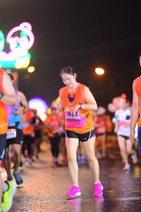 BIB: 3204
                            <button type="button" onclick="openModal(16817882)" class="btn btn-primary btn-sm float-right btn-popup" data-toggle="modal" data-target=".modal-high-quality">
                        <i class="fas fa-shopping-cart"></i> Add to Cart
                    </button>
                                            <button type="button" onclick="isThisMe(16817882, true)" class="btn btn-success btn-sm float-right btn-popup btn-isme hidden" data-toggle="tooltip" data-placement="bottom" title="นี่คือรูปของคุณใช่ไหม คลิกที่นี่เพื่อเอาเข้าอัลบั้ม">
                        <i class="fas fa-plus"></i> Add to album
                    </button>
                    <button type="button" onclick="isThisMe(16817882, false)" class="btn btn-warning btn-sm float-right btn-popup btn-isnotme hidden">
                        <i class="fas fa-ban"></i> Remove from album
                    </button>