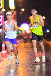 BIB: 200, 1761
                            <button type="button" onclick="openModal(16747250)" class="btn btn-primary btn-sm float-right btn-popup" data-toggle="modal" data-target=".modal-high-quality">
                        <i class="fas fa-shopping-cart"></i> Add to Cart
                    </button>
                                            <button type="button" onclick="isThisMe(16747250, true)" class="btn btn-success btn-sm float-right btn-popup btn-isme hidden" data-toggle="tooltip" data-placement="bottom" title="นี่คือรูปของคุณใช่ไหม คลิกที่นี่เพื่อเอาเข้าอัลบั้ม">
                        <i class="fas fa-plus"></i> Add to album
                    </button>
                    <button type="button" onclick="isThisMe(16747250, false)" class="btn btn-warning btn-sm float-right btn-popup btn-isnotme hidden">
                        <i class="fas fa-ban"></i> Remove from album
                    </button>