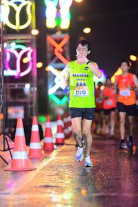 BIB: 21710
                            <button type="button" onclick="openModal(16749338)" class="btn btn-primary btn-sm float-right btn-popup" data-toggle="modal" data-target=".modal-high-quality">
                        <i class="fas fa-shopping-cart"></i> Add to Cart
                    </button>
                                            <button type="button" onclick="isThisMe(16749338, true)" class="btn btn-success btn-sm float-right btn-popup btn-isme hidden" data-toggle="tooltip" data-placement="bottom" title="นี่คือรูปของคุณใช่ไหม คลิกที่นี่เพื่อเอาเข้าอัลบั้ม">
                        <i class="fas fa-plus"></i> Add to album
                    </button>
                    <button type="button" onclick="isThisMe(16749338, false)" class="btn btn-warning btn-sm float-right btn-popup btn-isnotme hidden">
                        <i class="fas fa-ban"></i> Remove from album
                    </button>