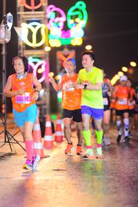 BIB: 250
                            <button type="button" onclick="openModal(16782039)" class="btn btn-primary btn-sm float-right btn-popup" data-toggle="modal" data-target=".modal-high-quality">
                        <i class="fas fa-shopping-cart"></i> Add to Cart
                    </button>
                                            <button type="button" onclick="isThisMe(16782039, true)" class="btn btn-success btn-sm float-right btn-popup btn-isme hidden" data-toggle="tooltip" data-placement="bottom" title="นี่คือรูปของคุณใช่ไหม คลิกที่นี่เพื่อเอาเข้าอัลบั้ม">
                        <i class="fas fa-plus"></i> Add to album
                    </button>
                    <button type="button" onclick="isThisMe(16782039, false)" class="btn btn-warning btn-sm float-right btn-popup btn-isnotme hidden">
                        <i class="fas fa-ban"></i> Remove from album
                    </button>