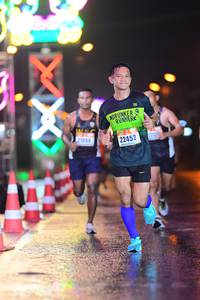 BIB: 21054, 22452
                            <button type="button" onclick="openModal(16750227)" class="btn btn-primary btn-sm float-right btn-popup" data-toggle="modal" data-target=".modal-high-quality">
                        <i class="fas fa-shopping-cart"></i> Add to Cart
                    </button>
                                            <button type="button" onclick="isThisMe(16750227, true)" class="btn btn-success btn-sm float-right btn-popup btn-isme hidden" data-toggle="tooltip" data-placement="bottom" title="นี่คือรูปของคุณใช่ไหม คลิกที่นี่เพื่อเอาเข้าอัลบั้ม">
                        <i class="fas fa-plus"></i> Add to album
                    </button>
                    <button type="button" onclick="isThisMe(16750227, false)" class="btn btn-warning btn-sm float-right btn-popup btn-isnotme hidden">
                        <i class="fas fa-ban"></i> Remove from album
                    </button>