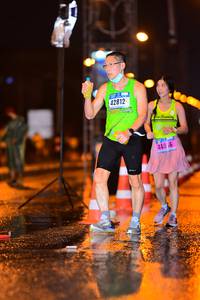 BIB: 42812, 440
                            <button type="button" onclick="openModal(16714149)" class="btn btn-primary btn-sm float-right btn-popup" data-toggle="modal" data-target=".modal-high-quality">
                        <i class="fas fa-shopping-cart"></i> Add to Cart
                    </button>
                                            <button type="button" onclick="isThisMe(16714149, true)" class="btn btn-success btn-sm float-right btn-popup btn-isme hidden" data-toggle="tooltip" data-placement="bottom" title="นี่คือรูปของคุณใช่ไหม คลิกที่นี่เพื่อเอาเข้าอัลบั้ม">
                        <i class="fas fa-plus"></i> Add to album
                    </button>
                    <button type="button" onclick="isThisMe(16714149, false)" class="btn btn-warning btn-sm float-right btn-popup btn-isnotme hidden">
                        <i class="fas fa-ban"></i> Remove from album
                    </button>