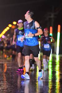 BIB: 420
                            <button type="button" onclick="openModal(16648823)" class="btn btn-primary btn-sm float-right btn-popup" data-toggle="modal" data-target=".modal-high-quality">
                        <i class="fas fa-shopping-cart"></i> Add to Cart
                    </button>
                                            <button type="button" onclick="isThisMe(16648823, true)" class="btn btn-success btn-sm float-right btn-popup btn-isme hidden" data-toggle="tooltip" data-placement="bottom" title="นี่คือรูปของคุณใช่ไหม คลิกที่นี่เพื่อเอาเข้าอัลบั้ม">
                        <i class="fas fa-plus"></i> Add to album
                    </button>
                    <button type="button" onclick="isThisMe(16648823, false)" class="btn btn-warning btn-sm float-right btn-popup btn-isnotme hidden">
                        <i class="fas fa-ban"></i> Remove from album
                    </button>