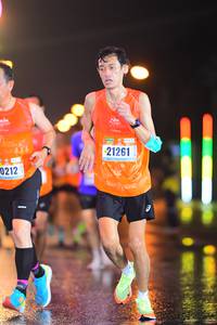 BIB: 21261, 0212
                            <button type="button" onclick="openModal(16764500)" class="btn btn-primary btn-sm float-right btn-popup" data-toggle="modal" data-target=".modal-high-quality">
                        <i class="fas fa-shopping-cart"></i> Add to Cart
                    </button>
                                            <button type="button" onclick="isThisMe(16764500, true)" class="btn btn-success btn-sm float-right btn-popup btn-isme hidden" data-toggle="tooltip" data-placement="bottom" title="นี่คือรูปของคุณใช่ไหม คลิกที่นี่เพื่อเอาเข้าอัลบั้ม">
                        <i class="fas fa-plus"></i> Add to album
                    </button>
                    <button type="button" onclick="isThisMe(16764500, false)" class="btn btn-warning btn-sm float-right btn-popup btn-isnotme hidden">
                        <i class="fas fa-ban"></i> Remove from album
                    </button>