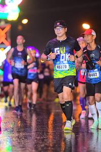 BIB: 40320, 40402
                            <button type="button" onclick="openModal(16649677)" class="btn btn-primary btn-sm float-right btn-popup" data-toggle="modal" data-target=".modal-high-quality">
                        <i class="fas fa-shopping-cart"></i> Add to Cart
                    </button>
                                            <button type="button" onclick="isThisMe(16649677, true)" class="btn btn-success btn-sm float-right btn-popup btn-isme hidden" data-toggle="tooltip" data-placement="bottom" title="นี่คือรูปของคุณใช่ไหม คลิกที่นี่เพื่อเอาเข้าอัลบั้ม">
                        <i class="fas fa-plus"></i> Add to album
                    </button>
                    <button type="button" onclick="isThisMe(16649677, false)" class="btn btn-warning btn-sm float-right btn-popup btn-isnotme hidden">
                        <i class="fas fa-ban"></i> Remove from album
                    </button>