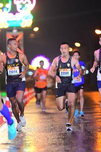 BIB: 21094, 22591
                            <button type="button" onclick="openModal(16750365)" class="btn btn-primary btn-sm float-right btn-popup" data-toggle="modal" data-target=".modal-high-quality">
                        <i class="fas fa-shopping-cart"></i> Add to Cart
                    </button>
                                            <button type="button" onclick="isThisMe(16750365, true)" class="btn btn-success btn-sm float-right btn-popup btn-isme hidden" data-toggle="tooltip" data-placement="bottom" title="นี่คือรูปของคุณใช่ไหม คลิกที่นี่เพื่อเอาเข้าอัลบั้ม">
                        <i class="fas fa-plus"></i> Add to album
                    </button>
                    <button type="button" onclick="isThisMe(16750365, false)" class="btn btn-warning btn-sm float-right btn-popup btn-isnotme hidden">
                        <i class="fas fa-ban"></i> Remove from album
                    </button>