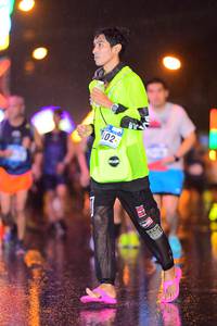 BIB: 102
                            <button type="button" onclick="openModal(16663530)" class="btn btn-primary btn-sm float-right btn-popup" data-toggle="modal" data-target=".modal-high-quality">
                        <i class="fas fa-shopping-cart"></i> Add to Cart
                    </button>
                                            <button type="button" onclick="isThisMe(16663530, true)" class="btn btn-success btn-sm float-right btn-popup btn-isme hidden" data-toggle="tooltip" data-placement="bottom" title="นี่คือรูปของคุณใช่ไหม คลิกที่นี่เพื่อเอาเข้าอัลบั้ม">
                        <i class="fas fa-plus"></i> Add to album
                    </button>
                    <button type="button" onclick="isThisMe(16663530, false)" class="btn btn-warning btn-sm float-right btn-popup btn-isnotme hidden">
                        <i class="fas fa-ban"></i> Remove from album
                    </button>