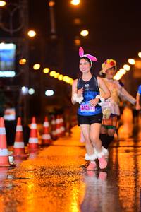 BIB: 4420
                            <button type="button" onclick="openModal(16712064)" class="btn btn-primary btn-sm float-right btn-popup" data-toggle="modal" data-target=".modal-high-quality">
                        <i class="fas fa-shopping-cart"></i> Add to Cart
                    </button>
                                            <button type="button" onclick="isThisMe(16712064, true)" class="btn btn-success btn-sm float-right btn-popup btn-isme hidden" data-toggle="tooltip" data-placement="bottom" title="นี่คือรูปของคุณใช่ไหม คลิกที่นี่เพื่อเอาเข้าอัลบั้ม">
                        <i class="fas fa-plus"></i> Add to album
                    </button>
                    <button type="button" onclick="isThisMe(16712064, false)" class="btn btn-warning btn-sm float-right btn-popup btn-isnotme hidden">
                        <i class="fas fa-ban"></i> Remove from album
                    </button>