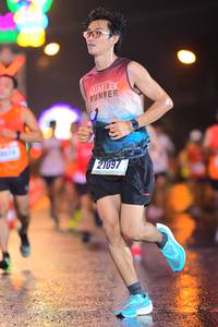 BIB: 21097
                            <button type="button" onclick="openModal(16765580)" class="btn btn-primary btn-sm float-right btn-popup" data-toggle="modal" data-target=".modal-high-quality">
                        <i class="fas fa-shopping-cart"></i> Add to Cart
                    </button>
                                            <button type="button" onclick="isThisMe(16765580, true)" class="btn btn-success btn-sm float-right btn-popup btn-isme hidden" data-toggle="tooltip" data-placement="bottom" title="นี่คือรูปของคุณใช่ไหม คลิกที่นี่เพื่อเอาเข้าอัลบั้ม">
                        <i class="fas fa-plus"></i> Add to album
                    </button>
                    <button type="button" onclick="isThisMe(16765580, false)" class="btn btn-warning btn-sm float-right btn-popup btn-isnotme hidden">
                        <i class="fas fa-ban"></i> Remove from album
                    </button>