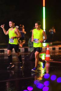 BIB: 40951, 0730
                            <button type="button" onclick="openModal(16595805)" class="btn btn-primary btn-sm float-right btn-popup" data-toggle="modal" data-target=".modal-high-quality">
                        <i class="fas fa-shopping-cart"></i> Add to Cart
                    </button>
                                            <button type="button" onclick="isThisMe(16595805, true)" class="btn btn-success btn-sm float-right btn-popup btn-isme hidden" data-toggle="tooltip" data-placement="bottom" title="นี่คือรูปของคุณใช่ไหม คลิกที่นี่เพื่อเอาเข้าอัลบั้ม">
                        <i class="fas fa-plus"></i> Add to album
                    </button>
                    <button type="button" onclick="isThisMe(16595805, false)" class="btn btn-warning btn-sm float-right btn-popup btn-isnotme hidden">
                        <i class="fas fa-ban"></i> Remove from album
                    </button>