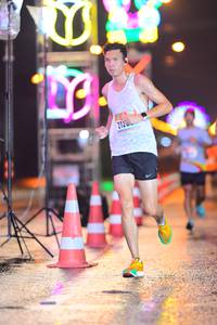 BIB: 212
                            <button type="button" onclick="openModal(16744514)" class="btn btn-primary btn-sm float-right btn-popup" data-toggle="modal" data-target=".modal-high-quality">
                        <i class="fas fa-shopping-cart"></i> Add to Cart
                    </button>
                                            <button type="button" onclick="isThisMe(16744514, true)" class="btn btn-success btn-sm float-right btn-popup btn-isme hidden" data-toggle="tooltip" data-placement="bottom" title="นี่คือรูปของคุณใช่ไหม คลิกที่นี่เพื่อเอาเข้าอัลบั้ม">
                        <i class="fas fa-plus"></i> Add to album
                    </button>
                    <button type="button" onclick="isThisMe(16744514, false)" class="btn btn-warning btn-sm float-right btn-popup btn-isnotme hidden">
                        <i class="fas fa-ban"></i> Remove from album
                    </button>