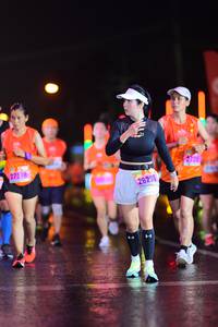 BIB: 27578, 2728, 26295
                            <button type="button" onclick="openModal(16800920)" class="btn btn-primary btn-sm float-right btn-popup" data-toggle="modal" data-target=".modal-high-quality">
                        <i class="fas fa-shopping-cart"></i> Add to Cart
                    </button>
                                            <button type="button" onclick="isThisMe(16800920, true)" class="btn btn-success btn-sm float-right btn-popup btn-isme hidden" data-toggle="tooltip" data-placement="bottom" title="นี่คือรูปของคุณใช่ไหม คลิกที่นี่เพื่อเอาเข้าอัลบั้ม">
                        <i class="fas fa-plus"></i> Add to album
                    </button>
                    <button type="button" onclick="isThisMe(16800920, false)" class="btn btn-warning btn-sm float-right btn-popup btn-isnotme hidden">
                        <i class="fas fa-ban"></i> Remove from album
                    </button>