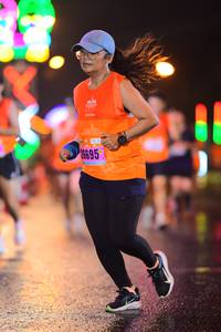 BIB: 1695
                            <button type="button" onclick="openModal(16813230)" class="btn btn-primary btn-sm float-right btn-popup" data-toggle="modal" data-target=".modal-high-quality">
                        <i class="fas fa-shopping-cart"></i> Add to Cart
                    </button>
                                            <button type="button" onclick="isThisMe(16813230, true)" class="btn btn-success btn-sm float-right btn-popup btn-isme hidden" data-toggle="tooltip" data-placement="bottom" title="นี่คือรูปของคุณใช่ไหม คลิกที่นี่เพื่อเอาเข้าอัลบั้ม">
                        <i class="fas fa-plus"></i> Add to album
                    </button>
                    <button type="button" onclick="isThisMe(16813230, false)" class="btn btn-warning btn-sm float-right btn-popup btn-isnotme hidden">
                        <i class="fas fa-ban"></i> Remove from album
                    </button>