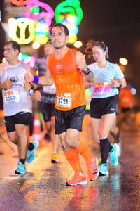 BIB: 257, 22609, 721
                            <button type="button" onclick="openModal(16776875)" class="btn btn-primary btn-sm float-right btn-popup" data-toggle="modal" data-target=".modal-high-quality">
                        <i class="fas fa-shopping-cart"></i> Add to Cart
                    </button>
                                            <button type="button" onclick="isThisMe(16776875, true)" class="btn btn-success btn-sm float-right btn-popup btn-isme hidden" data-toggle="tooltip" data-placement="bottom" title="นี่คือรูปของคุณใช่ไหม คลิกที่นี่เพื่อเอาเข้าอัลบั้ม">
                        <i class="fas fa-plus"></i> Add to album
                    </button>
                    <button type="button" onclick="isThisMe(16776875, false)" class="btn btn-warning btn-sm float-right btn-popup btn-isnotme hidden">
                        <i class="fas fa-ban"></i> Remove from album
                    </button>