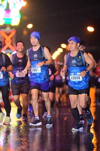 BIB: 41957, 43012, 40305
                            <button type="button" onclick="openModal(16670940)" class="btn btn-primary btn-sm float-right btn-popup" data-toggle="modal" data-target=".modal-high-quality">
                        <i class="fas fa-shopping-cart"></i> Add to Cart
                    </button>
                                            <button type="button" onclick="isThisMe(16670940, true)" class="btn btn-success btn-sm float-right btn-popup btn-isme hidden" data-toggle="tooltip" data-placement="bottom" title="นี่คือรูปของคุณใช่ไหม คลิกที่นี่เพื่อเอาเข้าอัลบั้ม">
                        <i class="fas fa-plus"></i> Add to album
                    </button>
                    <button type="button" onclick="isThisMe(16670940, false)" class="btn btn-warning btn-sm float-right btn-popup btn-isnotme hidden">
                        <i class="fas fa-ban"></i> Remove from album
                    </button>