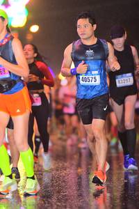 BIB: 40575, 43297
                            <button type="button" onclick="openModal(16607323)" class="btn btn-primary btn-sm float-right btn-popup" data-toggle="modal" data-target=".modal-high-quality">
                        <i class="fas fa-shopping-cart"></i> Add to Cart
                    </button>
                                            <button type="button" onclick="isThisMe(16607323, true)" class="btn btn-success btn-sm float-right btn-popup btn-isme hidden" data-toggle="tooltip" data-placement="bottom" title="นี่คือรูปของคุณใช่ไหม คลิกที่นี่เพื่อเอาเข้าอัลบั้ม">
                        <i class="fas fa-plus"></i> Add to album
                    </button>
                    <button type="button" onclick="isThisMe(16607323, false)" class="btn btn-warning btn-sm float-right btn-popup btn-isnotme hidden">
                        <i class="fas fa-ban"></i> Remove from album
                    </button>