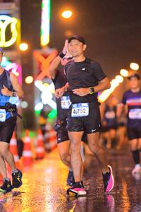 BIB: 40752
                            <button type="button" onclick="openModal(16670654)" class="btn btn-primary btn-sm float-right btn-popup" data-toggle="modal" data-target=".modal-high-quality">
                        <i class="fas fa-shopping-cart"></i> Add to Cart
                    </button>
                                            <button type="button" onclick="isThisMe(16670654, true)" class="btn btn-success btn-sm float-right btn-popup btn-isme hidden" data-toggle="tooltip" data-placement="bottom" title="นี่คือรูปของคุณใช่ไหม คลิกที่นี่เพื่อเอาเข้าอัลบั้ม">
                        <i class="fas fa-plus"></i> Add to album
                    </button>
                    <button type="button" onclick="isThisMe(16670654, false)" class="btn btn-warning btn-sm float-right btn-popup btn-isnotme hidden">
                        <i class="fas fa-ban"></i> Remove from album
                    </button>