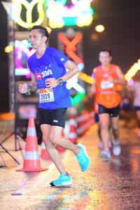 BIB: 100, 21939
                            <button type="button" onclick="openModal(16750389)" class="btn btn-primary btn-sm float-right btn-popup" data-toggle="modal" data-target=".modal-high-quality">
                        <i class="fas fa-shopping-cart"></i> Add to Cart
                    </button>
                                            <button type="button" onclick="isThisMe(16750389, true)" class="btn btn-success btn-sm float-right btn-popup btn-isme hidden" data-toggle="tooltip" data-placement="bottom" title="นี่คือรูปของคุณใช่ไหม คลิกที่นี่เพื่อเอาเข้าอัลบั้ม">
                        <i class="fas fa-plus"></i> Add to album
                    </button>
                    <button type="button" onclick="isThisMe(16750389, false)" class="btn btn-warning btn-sm float-right btn-popup btn-isnotme hidden">
                        <i class="fas fa-ban"></i> Remove from album
                    </button>