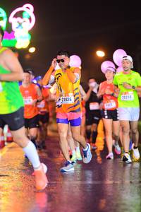 BIB: 2678, 21936, 20288
                            <button type="button" onclick="openModal(16780111)" class="btn btn-primary btn-sm float-right btn-popup" data-toggle="modal" data-target=".modal-high-quality">
                        <i class="fas fa-shopping-cart"></i> Add to Cart
                    </button>
                                            <button type="button" onclick="isThisMe(16780111, true)" class="btn btn-success btn-sm float-right btn-popup btn-isme hidden" data-toggle="tooltip" data-placement="bottom" title="นี่คือรูปของคุณใช่ไหม คลิกที่นี่เพื่อเอาเข้าอัลบั้ม">
                        <i class="fas fa-plus"></i> Add to album
                    </button>
                    <button type="button" onclick="isThisMe(16780111, false)" class="btn btn-warning btn-sm float-right btn-popup btn-isnotme hidden">
                        <i class="fas fa-ban"></i> Remove from album
                    </button>