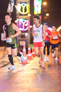 BIB: 20250, 21623
                            <button type="button" onclick="openModal(16777253)" class="btn btn-primary btn-sm float-right btn-popup" data-toggle="modal" data-target=".modal-high-quality">
                        <i class="fas fa-shopping-cart"></i> Add to Cart
                    </button>
                                            <button type="button" onclick="isThisMe(16777253, true)" class="btn btn-success btn-sm float-right btn-popup btn-isme hidden" data-toggle="tooltip" data-placement="bottom" title="นี่คือรูปของคุณใช่ไหม คลิกที่นี่เพื่อเอาเข้าอัลบั้ม">
                        <i class="fas fa-plus"></i> Add to album
                    </button>
                    <button type="button" onclick="isThisMe(16777253, false)" class="btn btn-warning btn-sm float-right btn-popup btn-isnotme hidden">
                        <i class="fas fa-ban"></i> Remove from album
                    </button>