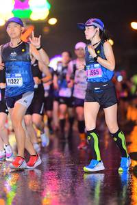 BIB: 1565, 41322
                            <button type="button" onclick="openModal(16671308)" class="btn btn-primary btn-sm float-right btn-popup" data-toggle="modal" data-target=".modal-high-quality">
                        <i class="fas fa-shopping-cart"></i> Add to Cart
                    </button>
                                            <button type="button" onclick="isThisMe(16671308, true)" class="btn btn-success btn-sm float-right btn-popup btn-isme hidden" data-toggle="tooltip" data-placement="bottom" title="นี่คือรูปของคุณใช่ไหม คลิกที่นี่เพื่อเอาเข้าอัลบั้ม">
                        <i class="fas fa-plus"></i> Add to album
                    </button>
                    <button type="button" onclick="isThisMe(16671308, false)" class="btn btn-warning btn-sm float-right btn-popup btn-isnotme hidden">
                        <i class="fas fa-ban"></i> Remove from album
                    </button>