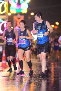 BIB: 40796, 44475
                            <button type="button" onclick="openModal(16663128)" class="btn btn-primary btn-sm float-right btn-popup" data-toggle="modal" data-target=".modal-high-quality">
                        <i class="fas fa-shopping-cart"></i> Add to Cart
                    </button>
                                            <button type="button" onclick="isThisMe(16663128, true)" class="btn btn-success btn-sm float-right btn-popup btn-isme hidden" data-toggle="tooltip" data-placement="bottom" title="นี่คือรูปของคุณใช่ไหม คลิกที่นี่เพื่อเอาเข้าอัลบั้ม">
                        <i class="fas fa-plus"></i> Add to album
                    </button>
                    <button type="button" onclick="isThisMe(16663128, false)" class="btn btn-warning btn-sm float-right btn-popup btn-isnotme hidden">
                        <i class="fas fa-ban"></i> Remove from album
                    </button>