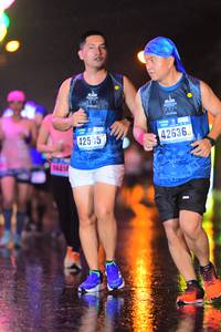 BIB: 425, 42636, 1441
                            <button type="button" onclick="openModal(16664793)" class="btn btn-primary btn-sm float-right btn-popup" data-toggle="modal" data-target=".modal-high-quality">
                        <i class="fas fa-shopping-cart"></i> Add to Cart
                    </button>
                                            <button type="button" onclick="isThisMe(16664793, true)" class="btn btn-success btn-sm float-right btn-popup btn-isme hidden" data-toggle="tooltip" data-placement="bottom" title="นี่คือรูปของคุณใช่ไหม คลิกที่นี่เพื่อเอาเข้าอัลบั้ม">
                        <i class="fas fa-plus"></i> Add to album
                    </button>
                    <button type="button" onclick="isThisMe(16664793, false)" class="btn btn-warning btn-sm float-right btn-popup btn-isnotme hidden">
                        <i class="fas fa-ban"></i> Remove from album
                    </button>