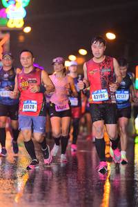 BIB: 41052, 42137, 40528, 44212
                            <button type="button" onclick="openModal(16614662)" class="btn btn-primary btn-sm float-right btn-popup" data-toggle="modal" data-target=".modal-high-quality">
                        <i class="fas fa-shopping-cart"></i> Add to Cart
                    </button>
                                            <button type="button" onclick="isThisMe(16614662, true)" class="btn btn-success btn-sm float-right btn-popup btn-isme hidden" data-toggle="tooltip" data-placement="bottom" title="นี่คือรูปของคุณใช่ไหม คลิกที่นี่เพื่อเอาเข้าอัลบั้ม">
                        <i class="fas fa-plus"></i> Add to album
                    </button>
                    <button type="button" onclick="isThisMe(16614662, false)" class="btn btn-warning btn-sm float-right btn-popup btn-isnotme hidden">
                        <i class="fas fa-ban"></i> Remove from album
                    </button>