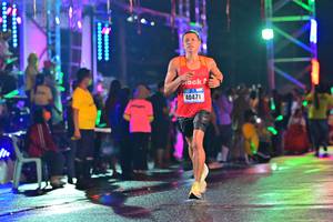 BIB: 40471
                            <button type="button" onclick="openModal(16556143)" class="btn btn-primary btn-sm float-right btn-popup" data-toggle="modal" data-target=".modal-high-quality">
                        <i class="fas fa-shopping-cart"></i> Add to Cart
                    </button>
                                            <button type="button" onclick="isThisMe(16556143, true)" class="btn btn-success btn-sm float-right btn-popup btn-isme hidden" data-toggle="tooltip" data-placement="bottom" title="นี่คือรูปของคุณใช่ไหม คลิกที่นี่เพื่อเอาเข้าอัลบั้ม">
                        <i class="fas fa-plus"></i> Add to album
                    </button>
                    <button type="button" onclick="isThisMe(16556143, false)" class="btn btn-warning btn-sm float-right btn-popup btn-isnotme hidden">
                        <i class="fas fa-ban"></i> Remove from album
                    </button>