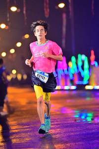 BIB: 42111
                            <button type="button" onclick="openModal(16560964)" class="btn btn-primary btn-sm float-right btn-popup" data-toggle="modal" data-target=".modal-high-quality">
                        <i class="fas fa-shopping-cart"></i> Add to Cart
                    </button>
                                            <button type="button" onclick="isThisMe(16560964, true)" class="btn btn-success btn-sm float-right btn-popup btn-isme hidden" data-toggle="tooltip" data-placement="bottom" title="นี่คือรูปของคุณใช่ไหม คลิกที่นี่เพื่อเอาเข้าอัลบั้ม">
                        <i class="fas fa-plus"></i> Add to album
                    </button>
                    <button type="button" onclick="isThisMe(16560964, false)" class="btn btn-warning btn-sm float-right btn-popup btn-isnotme hidden">
                        <i class="fas fa-ban"></i> Remove from album
                    </button>