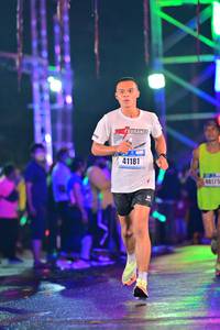 BIB: 41181, 40175
                            <button type="button" onclick="openModal(16555753)" class="btn btn-primary btn-sm float-right btn-popup" data-toggle="modal" data-target=".modal-high-quality">
                        <i class="fas fa-shopping-cart"></i> Add to Cart
                    </button>
                                            <button type="button" onclick="isThisMe(16555753, true)" class="btn btn-success btn-sm float-right btn-popup btn-isme hidden" data-toggle="tooltip" data-placement="bottom" title="นี่คือรูปของคุณใช่ไหม คลิกที่นี่เพื่อเอาเข้าอัลบั้ม">
                        <i class="fas fa-plus"></i> Add to album
                    </button>
                    <button type="button" onclick="isThisMe(16555753, false)" class="btn btn-warning btn-sm float-right btn-popup btn-isnotme hidden">
                        <i class="fas fa-ban"></i> Remove from album
                    </button>