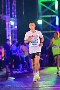 BIB: 41181, 40175
                            <button type="button" onclick="openModal(16555734)" class="btn btn-primary btn-sm float-right btn-popup" data-toggle="modal" data-target=".modal-high-quality">
                        <i class="fas fa-shopping-cart"></i> Add to Cart
                    </button>
                                            <button type="button" onclick="isThisMe(16555734, true)" class="btn btn-success btn-sm float-right btn-popup btn-isme hidden" data-toggle="tooltip" data-placement="bottom" title="นี่คือรูปของคุณใช่ไหม คลิกที่นี่เพื่อเอาเข้าอัลบั้ม">
                        <i class="fas fa-plus"></i> Add to album
                    </button>
                    <button type="button" onclick="isThisMe(16555734, false)" class="btn btn-warning btn-sm float-right btn-popup btn-isnotme hidden">
                        <i class="fas fa-ban"></i> Remove from album
                    </button>