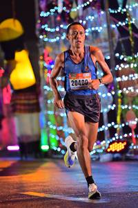 BIB: 20400
                            <button type="button" onclick="openModal(16560476)" class="btn btn-primary btn-sm float-right btn-popup" data-toggle="modal" data-target=".modal-high-quality">
                        <i class="fas fa-shopping-cart"></i> Add to Cart
                    </button>
                                            <button type="button" onclick="isThisMe(16560476, true)" class="btn btn-success btn-sm float-right btn-popup btn-isme hidden" data-toggle="tooltip" data-placement="bottom" title="นี่คือรูปของคุณใช่ไหม คลิกที่นี่เพื่อเอาเข้าอัลบั้ม">
                        <i class="fas fa-plus"></i> Add to album
                    </button>
                    <button type="button" onclick="isThisMe(16560476, false)" class="btn btn-warning btn-sm float-right btn-popup btn-isnotme hidden">
                        <i class="fas fa-ban"></i> Remove from album
                    </button>