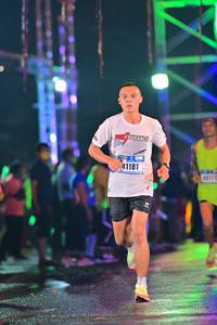 BIB: 41181, 40175
                            <button type="button" onclick="openModal(16555773)" class="btn btn-primary btn-sm float-right btn-popup" data-toggle="modal" data-target=".modal-high-quality">
                        <i class="fas fa-shopping-cart"></i> Add to Cart
                    </button>
                                            <button type="button" onclick="isThisMe(16555773, true)" class="btn btn-success btn-sm float-right btn-popup btn-isme hidden" data-toggle="tooltip" data-placement="bottom" title="นี่คือรูปของคุณใช่ไหม คลิกที่นี่เพื่อเอาเข้าอัลบั้ม">
                        <i class="fas fa-plus"></i> Add to album
                    </button>
                    <button type="button" onclick="isThisMe(16555773, false)" class="btn btn-warning btn-sm float-right btn-popup btn-isnotme hidden">
                        <i class="fas fa-ban"></i> Remove from album
                    </button>