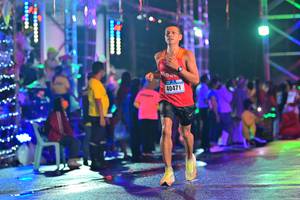 BIB: 40471
                            <button type="button" onclick="openModal(16556425)" class="btn btn-primary btn-sm float-right btn-popup" data-toggle="modal" data-target=".modal-high-quality">
                        <i class="fas fa-shopping-cart"></i> Add to Cart
                    </button>
                                            <button type="button" onclick="isThisMe(16556425, true)" class="btn btn-success btn-sm float-right btn-popup btn-isme hidden" data-toggle="tooltip" data-placement="bottom" title="นี่คือรูปของคุณใช่ไหม คลิกที่นี่เพื่อเอาเข้าอัลบั้ม">
                        <i class="fas fa-plus"></i> Add to album
                    </button>
                    <button type="button" onclick="isThisMe(16556425, false)" class="btn btn-warning btn-sm float-right btn-popup btn-isnotme hidden">
                        <i class="fas fa-ban"></i> Remove from album
                    </button>