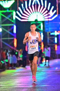 BIB: 21910
                            <button type="button" onclick="openModal(16557790)" class="btn btn-primary btn-sm float-right btn-popup" data-toggle="modal" data-target=".modal-high-quality">
                        <i class="fas fa-shopping-cart"></i> Add to Cart
                    </button>
                                            <button type="button" onclick="isThisMe(16557790, true)" class="btn btn-success btn-sm float-right btn-popup btn-isme hidden" data-toggle="tooltip" data-placement="bottom" title="นี่คือรูปของคุณใช่ไหม คลิกที่นี่เพื่อเอาเข้าอัลบั้ม">
                        <i class="fas fa-plus"></i> Add to album
                    </button>
                    <button type="button" onclick="isThisMe(16557790, false)" class="btn btn-warning btn-sm float-right btn-popup btn-isnotme hidden">
                        <i class="fas fa-ban"></i> Remove from album
                    </button>